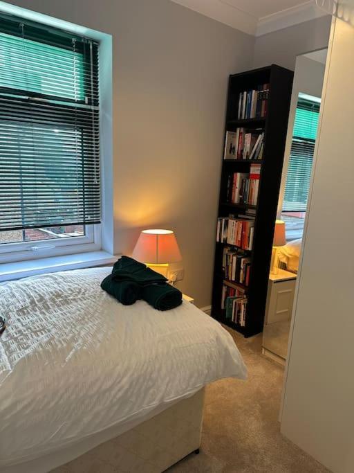 Adam'S Place, Watford Wd17 2Py Villa Ngoại thất bức ảnh