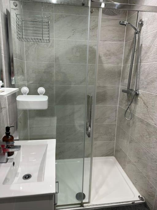 Adam'S Place, Watford Wd17 2Py Villa Ngoại thất bức ảnh
